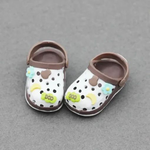 Crocs brown for Labubu